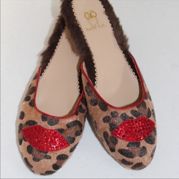 rara avis Shoes - Avis retro sequin lip slides!